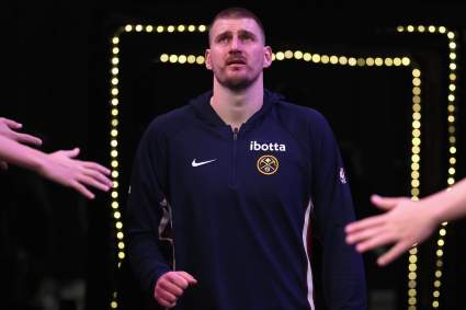 Nikola Jokic, de los Nuggets, protagoniza una reacción viral a los comentarios de Caitlin Clark.