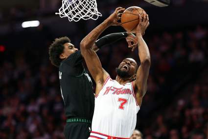 Los Rockets siguen fallando contra Kevin Durant a pesar de su histórica racha anotadora.