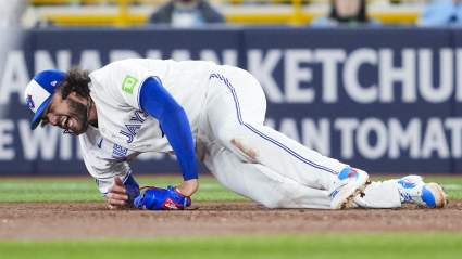 Los Blue Jays incorporan a un joven lanzador en medio de una racha de derrotas y un aumento de las lesiones.