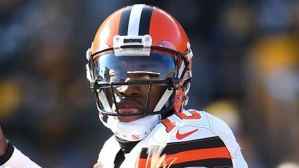 El ex mariscal de campo de los Browns anuncia su regreso con un giro inesperado.