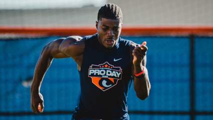 Los Eagles viajan para ver a un prospecto "increíble" de equipos especiales.
