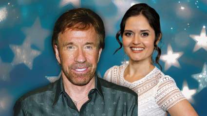 Danica McKellar rinde homenaje al fallecido Chuck Norris, su compañero de reparto en 'Walker, Texas Ranger': 'Mucho más grande que la vida misma'.