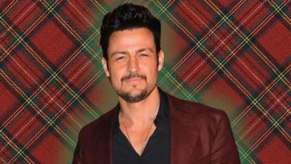 Tyler Hynes cautiva a sus fans con una atractiva selfie en el set de su nueva película navideña: FOTOS