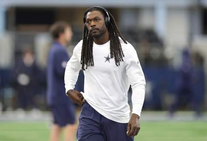 El agente libre de los Cowboys, Jadeveon Clowney, podría fichar por un acérrimo rival.