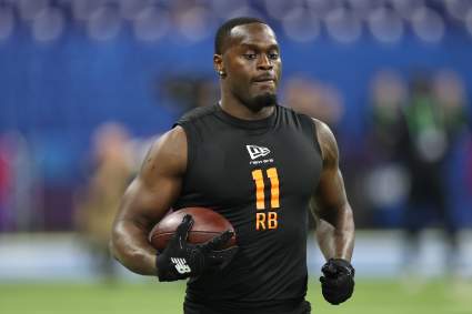 Jeremiyah Love, estrella de Notre Dame, lanza una sorprendente predicción de la NFL