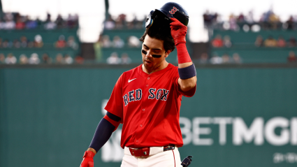 Los Red Sox mantienen en vilo al novato a pesar de su buen desempeño en la pretemporada.