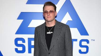 La propuesta de intercambio de los 49ers envía a Mac Jones a un rival de la NFC Oeste.