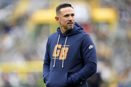 Se prevé que los Green Bay Packers consigan un jugador capaz de realizar 21 capturas de mariscal de campo.