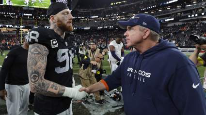 El entrenador en jefe de los Broncos, Sean Payton, reacciona al sorprendente intercambio de Maxx Crosby por parte de los Raiders