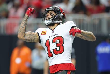 La separación de los Buccaneers con Mike Evans tomó un giro "extraño".