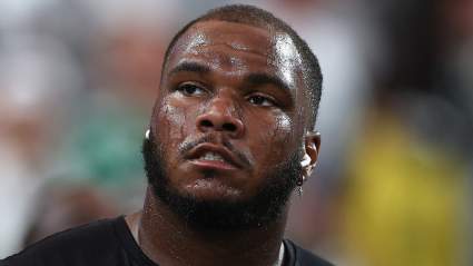 La estrella de los Broncos con 14.5 capturas es señalada como la "mejor opción" de la NFL en la agencia libre