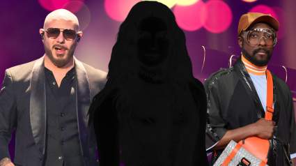 La famosa esposa del entrenador de 'The Voice' revela su corta carrera pop con Pitbull y will.i.am