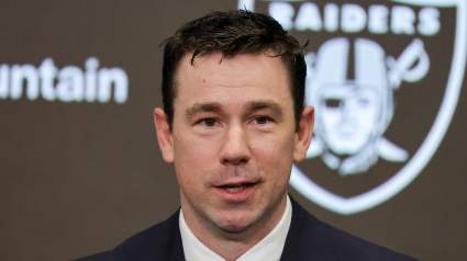 Los Raiders aún no han abordado un punto importante de énfasis, surge el favorito