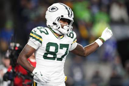 Romeo Doubs de los Packers rechaza equipo de la NFC Este y firma contrato por 68 millones de dólares con los Patriots