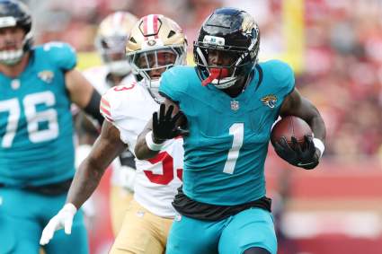 QUIÉN DAT: El mariscal de campo de los Saints, Tyler Shough, reacciona al fichaje de Travis Etienne Jr.