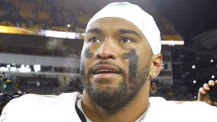 El gerente general de los Dolphins, Jon-Eric Sullivan, criticado por las declaraciones de Tua Tagovailoa en medio de noticias sobre el quarterback.