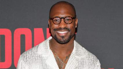 Exclusiva: Vernon Davis da su opinión sobre el dilema de Trent Williams en los 49ers.