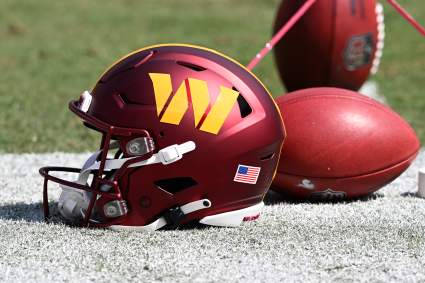 Los comandantes están vinculados a un posible movimiento por el jugador que logró 29 capturas de mariscal de campo.