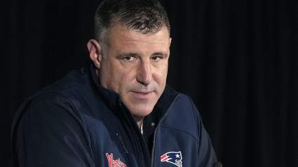 Los Patriots toman una decisión arriesgada con respecto al mariscal de campo al despedir repentinamente a su suplente: Informe