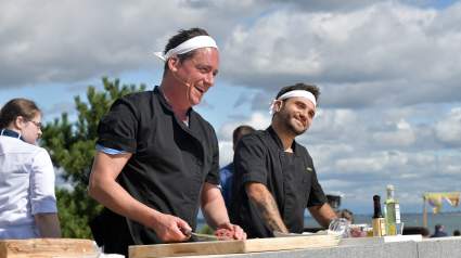 El chef Ben Robinson se disculpa con un miembro del elenco de 'Below Deck Down Under' en medio de la creciente tensión.