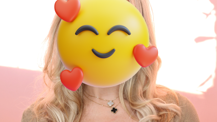 Un exconcursante de 'Celebrity Big Brother' habla abiertamente sobre un trastorno neurológico secreto; sus fans le ofrecen un apoyo abrumador.