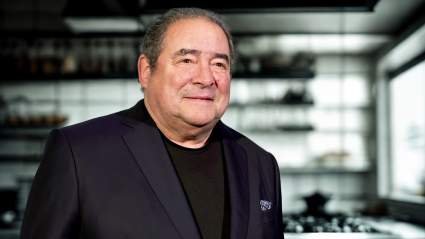 El chef Emeril Lagasse reflexiona sobre su temprana fama con un video retro de los años 90: MIRA