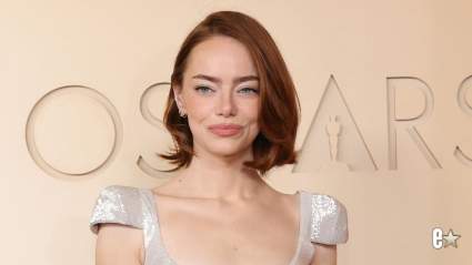 Emma Stone hace una entrada espectacular en los Premios Oscar 2026 (FOTOS)