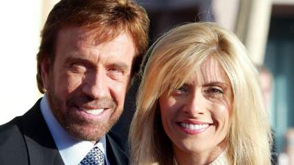 Chuck Norris le hizo una dulce promesa a su esposa: "Llegaré a los 108 años".