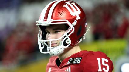 Fernando Mendoza recibe duras críticas sobre los movimientos de los Raiders como agentes libres