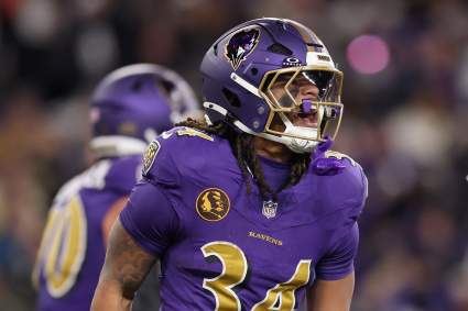 Los Chargers firman a un velocista de los Ravens para reforzar su backfield