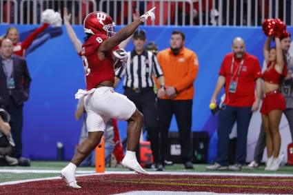 Los Dolphins se enfrentan al corredor campeón nacional