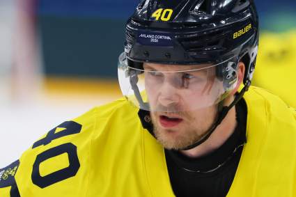 La idea de intercambiar a los Maple Leafs por los Canucks podría resolver varios problemas