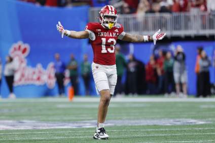 Los Buccaneers podrían seleccionar a un receptor abierto de Indiana para reemplazar a Evans en el Draft.