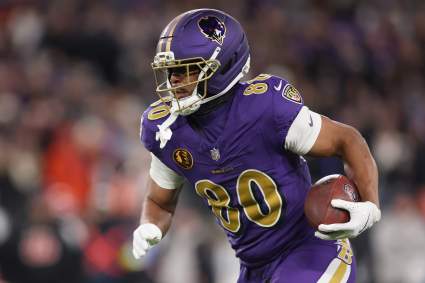 Los Dolphins podrían estar en la búsqueda del ala cerrada eléctrico de los Ravens