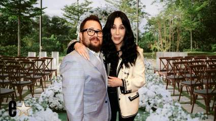 El hijo de Cher, Chaz Bono, se casa con Shara Blue Mathes en una glamurosa boda al estilo de Hollywood.
