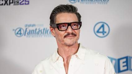 Pedro Pascal estrena un nuevo y espectacular look en los Oscar y los fans no pueden superarlo.