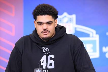 Los Dolphins podrían fijarse en un liniero ofensivo de Penn State en el draft para adaptarlo a su nuevo sistema.