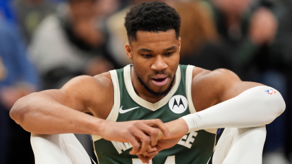 Giannis Antetokounmpo hace un importante anuncio sobre su temporada baja.