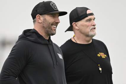 Los fallos de los Commanders en la agencia libre evidencian una clara necesidad de cubrir ciertas posiciones antes del Draft de la NFL.
