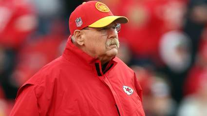 Los Chiefs invitan al corredor novato con 2100 yardas al minicampamento.