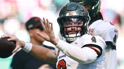 Baker Mayfield, de los Buccaneers, recibe noticias prometedoras sobre su contrato.