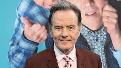 Bryan Cranston revela el doloroso incidente en el que valientemente se enfrentó a 60.000 abejas durante el rodaje.