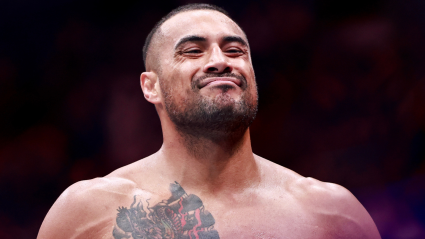 Carlos Ulberg rompe el silencio tras el "extraño accidente" ocurrido durante la pelea por el título de UFC 327.