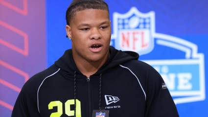 Peter Woods, la selección de primera ronda de los Chiefs, recibe una pregunta difícil de un analista del draft.
