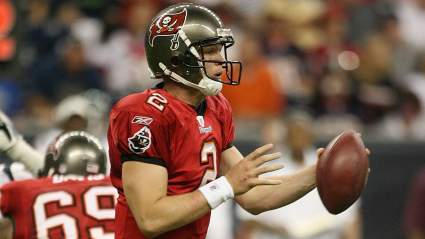 El ex mariscal de campo de los Buccaneers, Chris Simms, anuncia una importante noticia sobre su carrera.