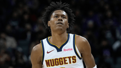 Los Nuggets anuncian una importante actualización sobre Peyton Watson antes del segundo partido contra los Timberwolves.