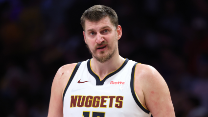 Probabilidades de que Nikola Jokic gane el premio MVP de la NBA antes del último partido de los Nuggets contra los Spurs.