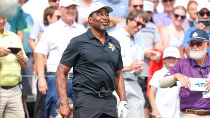 Exclusiva: Cris Carter habla con brutal honestidad sobre la situación del quarterback de los Vikings.