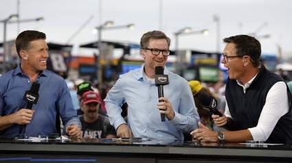 Dale Earnhardt Jr. cuestiona las reglas de NASCAR mientras Corey Heim lidera la Truck Series sin clasificación para los playoffs.