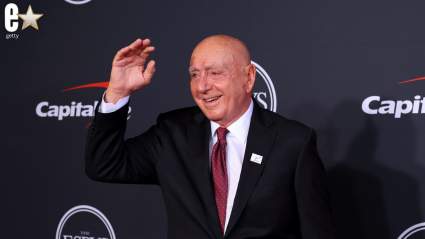 El legendario comentarista deportivo Dick Vitale comparte una alarmante actualización sobre su salud tras su valiente lucha contra el cáncer.